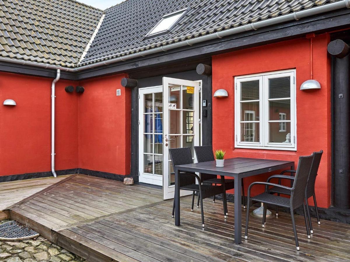 5 Person Holiday Home In AÅkirkeby Eksteriør bilde