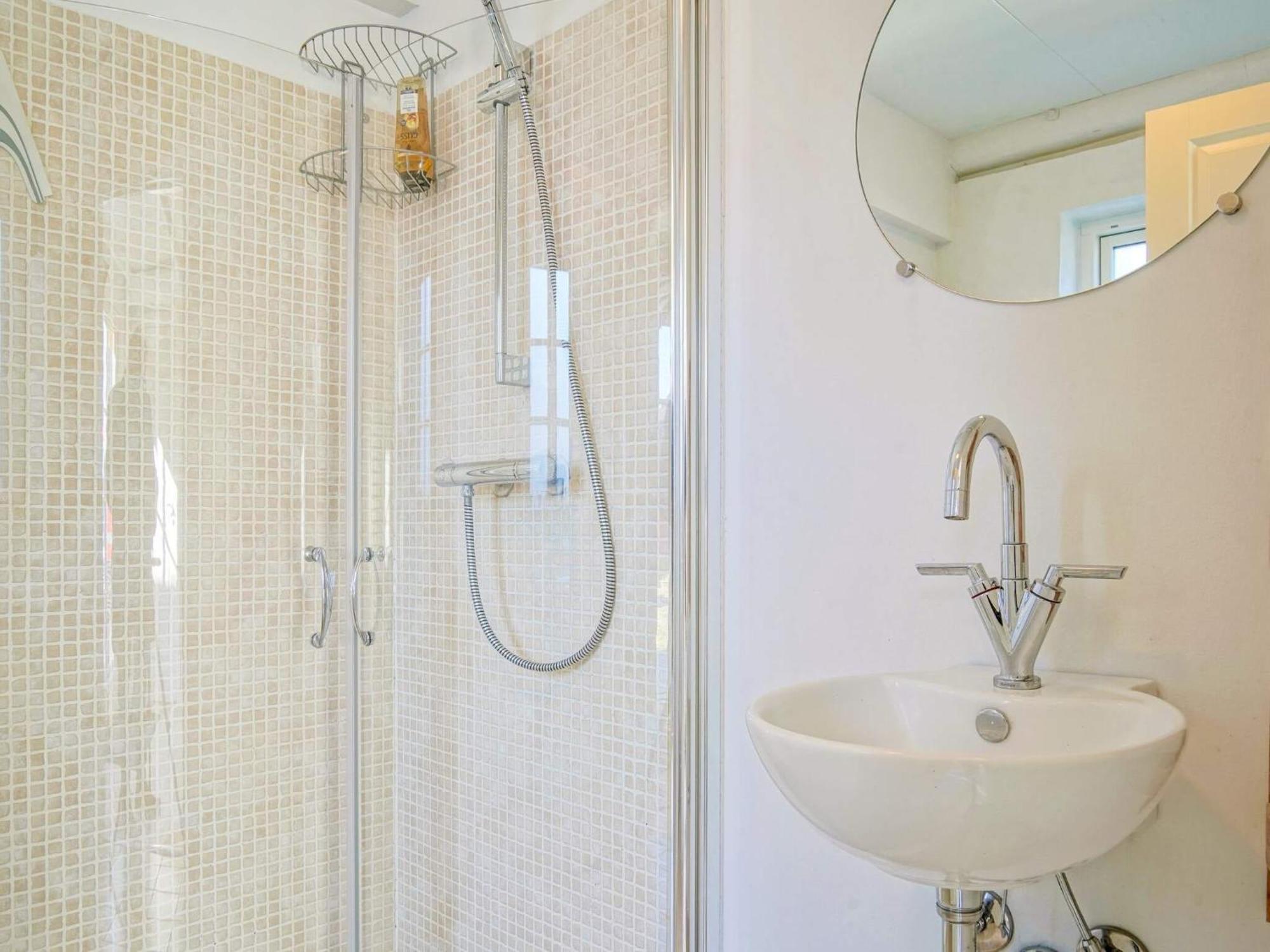5 Person Holiday Home In AÅkirkeby Eksteriør bilde