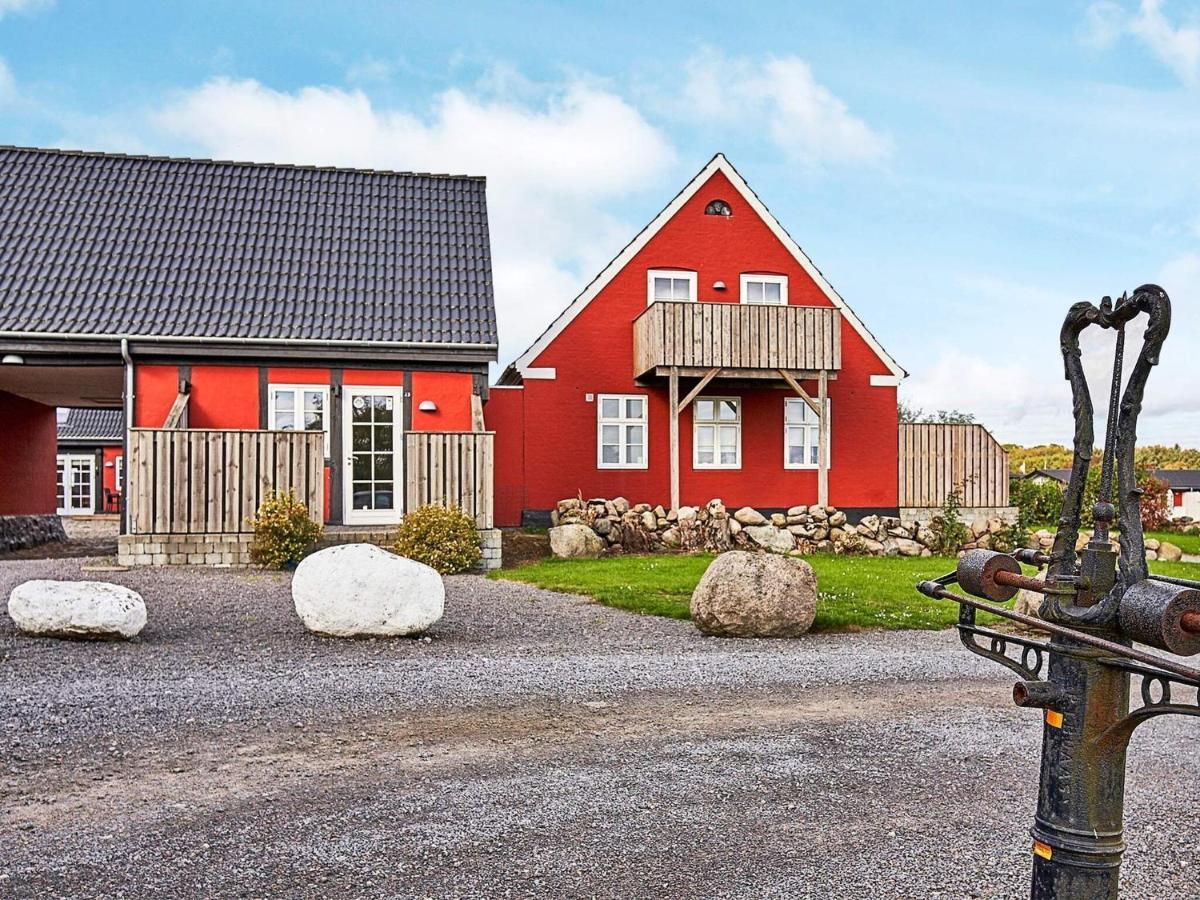 5 Person Holiday Home In AÅkirkeby Eksteriør bilde
